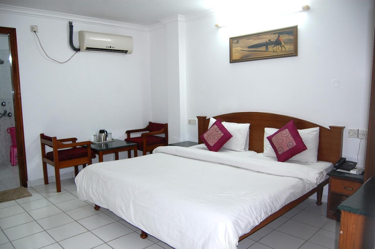 Oyo Flagship 40314 Hotel Victoria International Amritsar Exterior photo